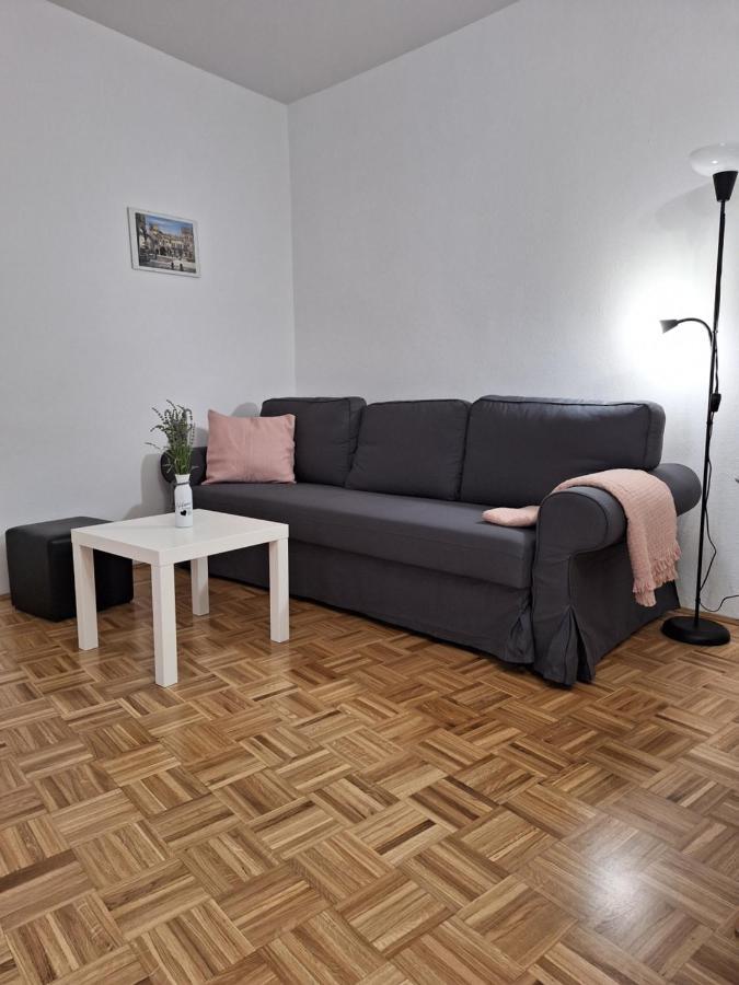 Apartment Kp With Parking Koper Exterior foto