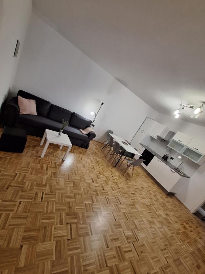 Apartment Kp With Parking Koper Exterior foto